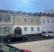 Investorenobjekt in zentraler Lage - 3 Gebäudeteile, 9 Einheiten, starkes Entwicklungspotenzial - Karlsruhe