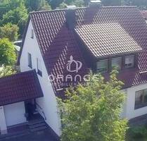 ***Schmuckstück mit zwei Wohnungen in begehrter Lage von Altdorf. Top Infrastruktur***