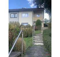 Kleine DHH in Südhanglage in Regen