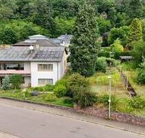 Bungalow mit Einliegerwohnung und großem Garten in ruhiger Lage - Merzig Brotdorf