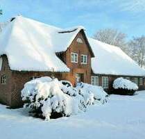 Ein Wintermärchen! Historisches ehemaliges Bauernhaus mit 2 EG-Wohnungen - Süderlügum