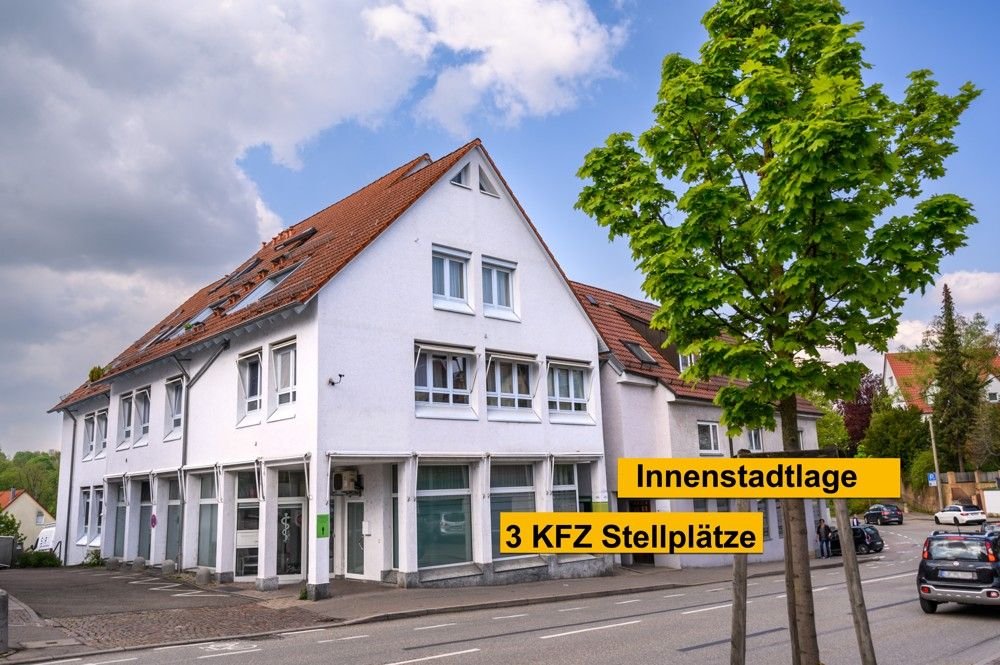 Moderne 4 Zimmerwohnung mit EBK und 3 KFZ-Stellplätzen in zentraler Lage von Marbach - Marbach am Neckar