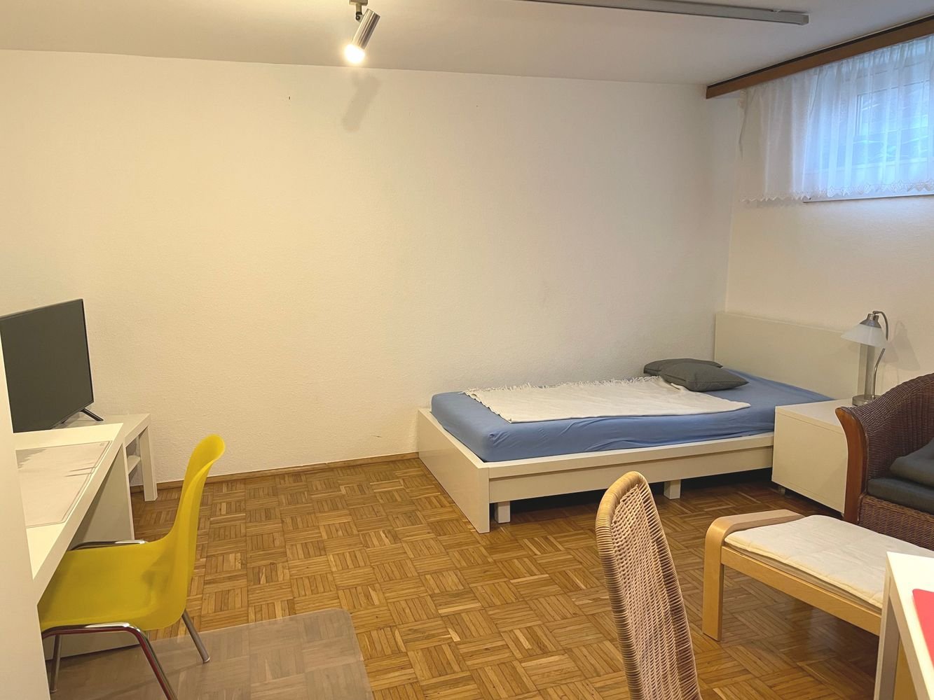 Kleines möbliertes Apartment für Pendler oder Singles - Siegburg