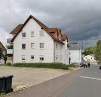 Helle 3-Zimmer-Dachgeschosswohnung mit Balkon in ruhiger Wohnlage von Schwalmstadt