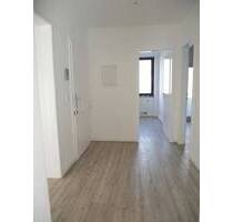 Wohnen kann so schön sein! D.- Stadtmitte, 3 Zimmer mit Sonnenbalkon - Düsseldorf