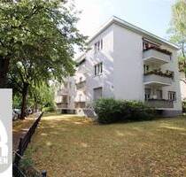 1 Zimmerwohnung, saniert, mit Einbauküche und großem Balkon im ruhigen Berlin-Steglitz, bezugsfrei