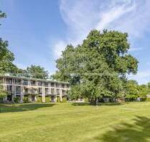 Großzügige Erdgeschosswohnung mit Terrasse im Reemtsma Park - Hamburg Othmarschen