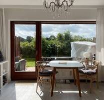 Reserviert! Schicke 2 Zimmer Erdgeschoss-Wohnung mit wunderbarem Wiesenblick in ruhiger Lage Morsums - Sylt