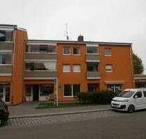 Helle und zentralgelegene Ladeneinheit in Eichenau an der Hauptstraße
