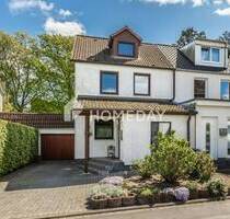 Attraktive Doppelhaushälfte mit Wintergarten, Garage und EBK im Herzen von Schenefeld