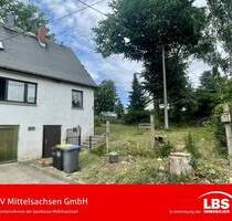 Solides Haus und tolles Grundstück - Lunzenau Cossen