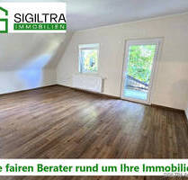 Top-saniert & bezugsbereit - Stilvolle Obergeschosswohnung mit Balkon in Börger