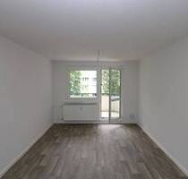 Für Sparfüchse...günstige 3-RW mit Wanne u. Balkon!!! - Freiberg