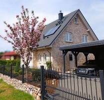 Exklusives EFH mit herrlichem Garten - Energieeffizienzklasse A - PROVISIONSFREI - Oberkrämer Bärenklau