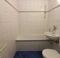 EG Wohnung mit Wanne...da freuen sich nicht nur die Umzugshelfer! - Freiberg