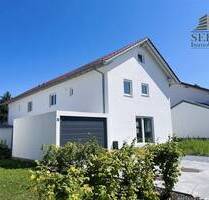 Moderne Doppelhaushälfte mit Garten & Garage im familienfreundlichen Neubaugebiet - Osterhofen Altenmarkt