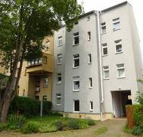 Helle, großzügige 2-Zimmer-Wohnung im Hochparterre mit Stellplatz - Gera