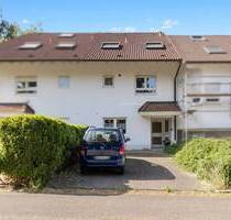 Doppelhaushälfte mit Terrasse, Stellplätzen & ausbaufähigem Dachgeschoss - ideal für kleine Familien - Baden-Baden