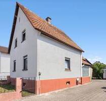 Sanierungsbedürftiges Einfamilienhaus aus den 1930er Jahren mit Hof, Scheune, Garten und Garage - Rheinzabern