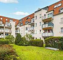 Komfortable 2-Zimmer-Wohnung mit Balkon und Duplex-Tiefgaragenstellplatz - Dresden Laubegast