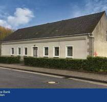 Ein großes Wohnhaus sucht neuen Eigentümer mit Mut zur Sanierung! - Bartow