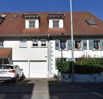 Bezugsfreie 5,5-Zimmer-DG-Maisonette-Wohnung mit Balkon, im Herzen von Konstanz-Wollmatingen