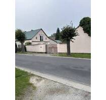 Haus mit Geschichte, großem Grundstück und Raum für Ihre Visionen! - Lug