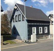 Kleines charmantes Einfamilienhaus in der Kernstadt Neuhaus am Rennweg