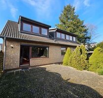 Anschauen lohnt sich, hier gibt es viel Optionen - gepflegtes Haus mit großzügigem Garten - Bremen / Rönnebeck