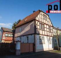 Einfamilienhaus in bester Lage, nur wenige Schritte vom Stadtzentrum entfernt! Sofort bezugsfrei! - Bad Rodach