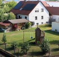 Volle Fahrt voraus für Ihren Wohntraum! Energetisch saniertes EFH auf großem Grund - Asbach-Bäumenheim