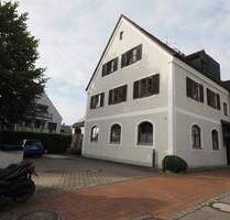 Willkommen in Ihrem neuen Zuhause! Helle 3-Zimmer-Dachgeschosswohnung - Fahrenzhausen