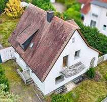 Charmantes Einfamilienhaus mit großem Entwicklungspotenzial in Schwalbach am Taunus