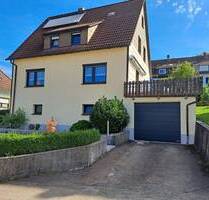 **Renov. Wohnhaus mit gr. Garage auf herrlich sonnigem Grundstück!!** - Aalen Unterkochen Süd