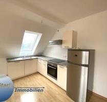 Stark! Geräumige 2 Raum Wohnung mit EBK! - Bad Elster