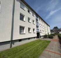 Erdgeschosswohnung 3 Zimmer mit Balkon und Gartenanteil! (NJ-6524) - Celle Blumlage