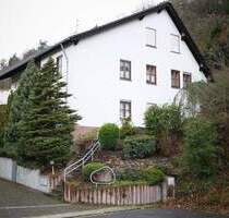 Provisionfrei - Großzügiges Einfamilienhaus mit Fernblick und Einliegerwohnung - Rieden