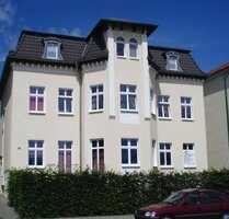 Schöne 2 Zimmer EG Wohnung mit EBK am Glambecker See - Neustrelitz