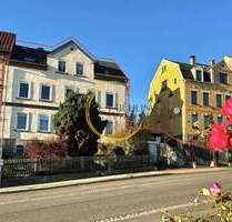 Weitblick und Entwicklungspotenzial - Mehrfamilienhaus mit drei Wohneinheiten und großem Garten - Greiz