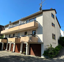 ***Wohnen in bevorzugter Lage*** Gepflegtes Reiheneckhaus mit Terrasse und drei Balkonen - Filderstadt Plattenhardt