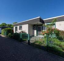 Freistehender Bungalow mit Garten & Garage in Wanne-Eickel - Herne Scharpwinkel-Ring