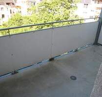 Große 2-Zimmer mit Laminat, Wannenbad, Stellplatz und Balkon in ruhiger Lage! - Chemnitz Ebersdorf