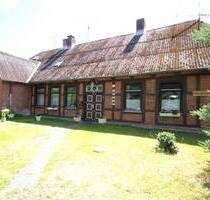 Nahe der Ostsee - Handwerkerhaus mit traumhaftem Baugrundstück - Manhagen