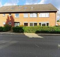 3-Zimmer-EG-Wohnung - 580,00&nbsp;EUR Kaltmiete, ca.&nbsp; 98,00&nbsp;m&sup2;&nbsp;Wohnfl&auml;che in Delmenhorst (PLZ: 27755) Düsternort