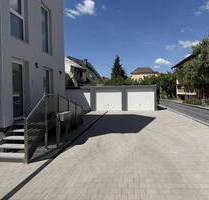 REDUCED ! Erstbezug 4-Zimmer Wohnung +1.OG + Lift+ Garage +Keller+Stellplatz - Höchstadt a. d. Aisch