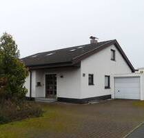 Provisionsfrei für Ersteher - Einfamilienwohnhaus mit PKW-Garage in Vellmar - Zwangsversteigerung!