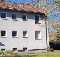 Familienfreundliche 4-Zimmer-Wohnung.......Paketverkauf mit der baugleichen Wohnung im OG - Herne Wanne