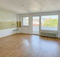 Zentral gelegene 2-Zimmer-Wohnung im 5. OG mit Aufzug und Balkon - Düsseldorf Unterbilk