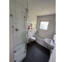 3ZKB, Balkon, Garage, in gepflegtem Mehrfamilienhaus - Mutterstadt