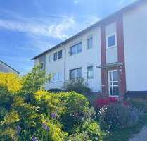 Doppelhaushälfte mit wunderschönem Grundstück in Bestlage Kaufungens